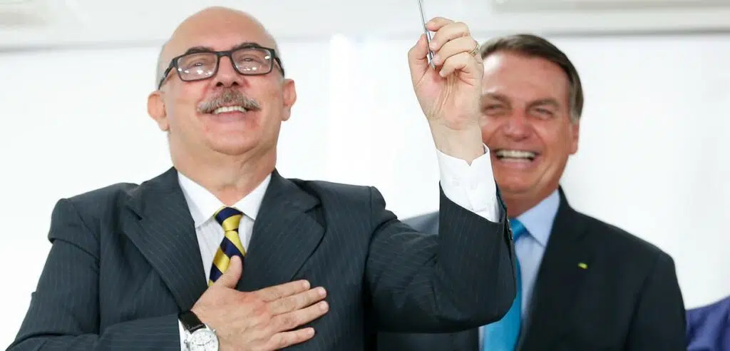 Prisão de ex-ministro Milton Ribeiro deve respingar em Bolsonaro, diz jurista 2 20201001101044 174479dee99c7636e0f3710d55fe1563ca9bf1c65178b05182efbc11c73d74f8