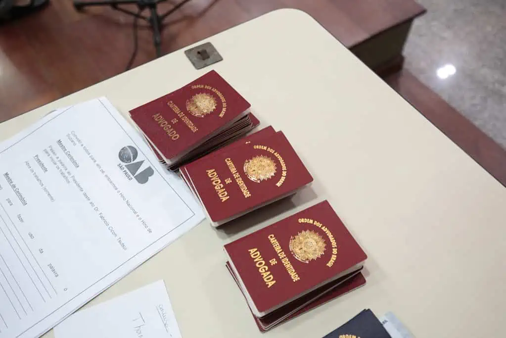 Principais escritórios de advocacia do país contratam jovens advogados em evento da Fundação Estudar 1 oab suzano 3