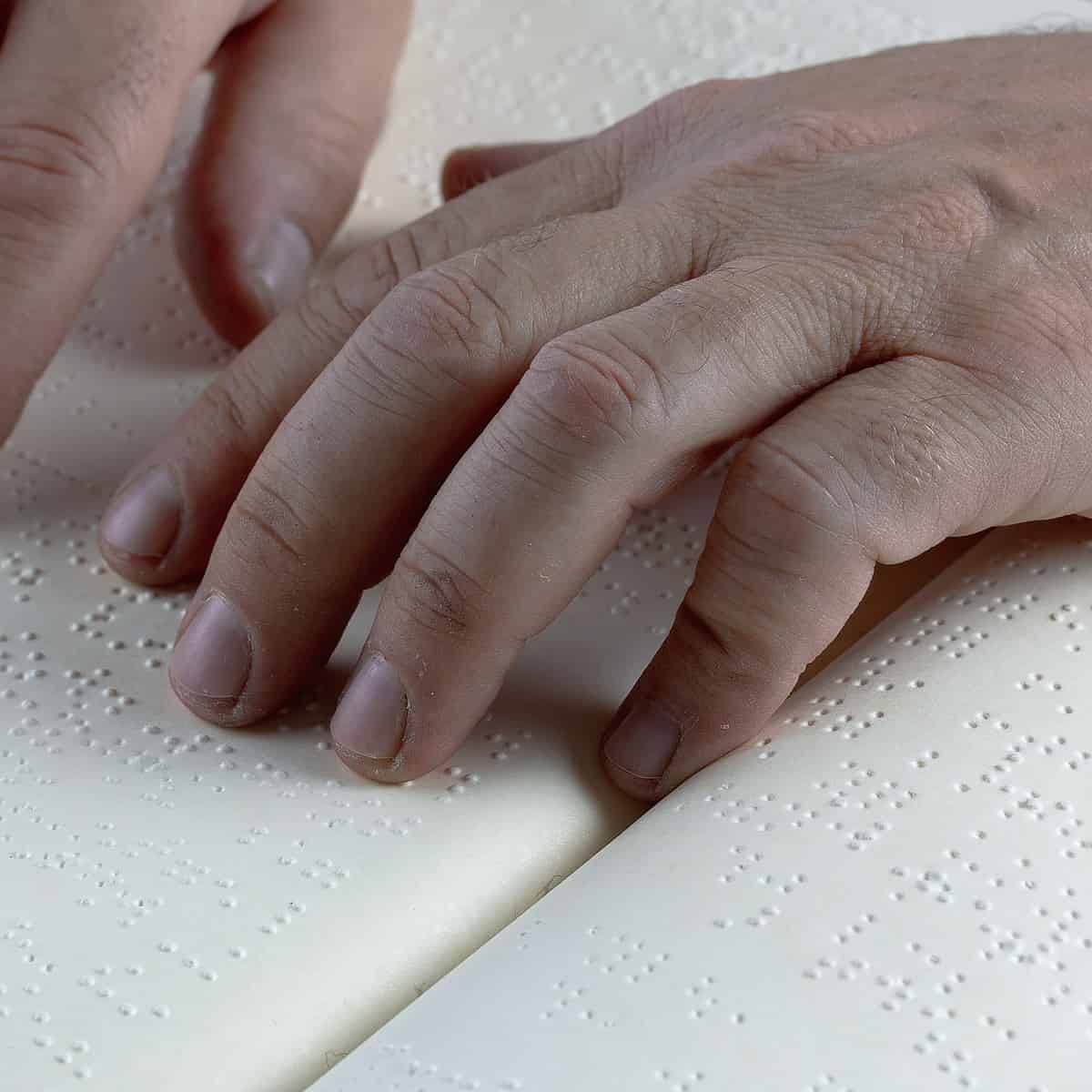braille g9945e432e 1920