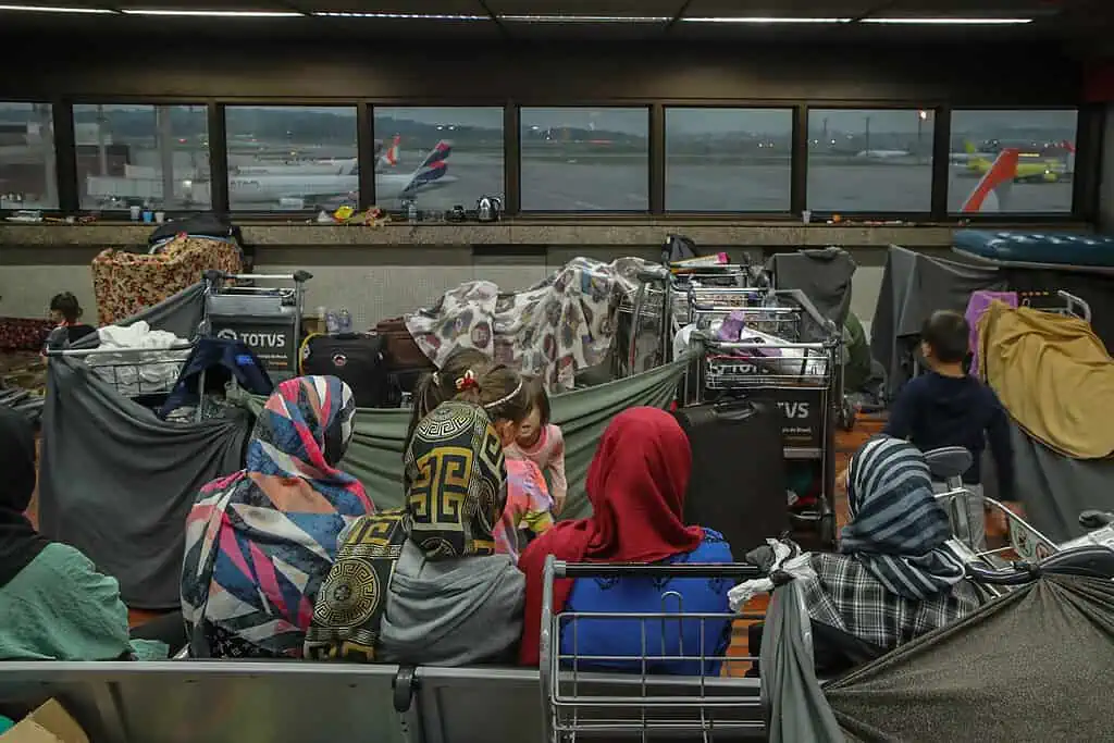 Novo grupo de afegãos busca abrigo no Aeroporto Internacional de Guarulhos, em São Paulo 1 5G6QW7KEO5HHXPVZYUAMVZ3CU4
