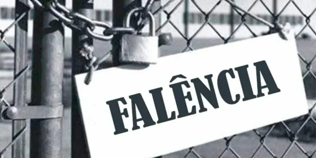 Chegou a vez das falências? 3 Empresa divulga CRISE GERAL e e obrigada a demitir 85 de seus funcionarios Foto Reproducao Internet